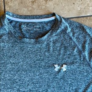 Men’s Heat Gear Under Armour Shirt